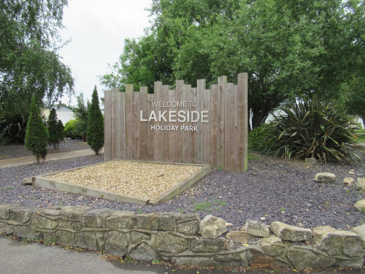 Chichester Lakeside Self-Catering Holiday Home מראה חיצוני תמונה
