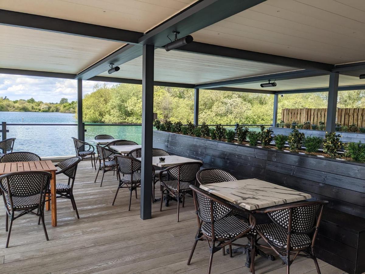 Chichester Lakeside Self-Catering Holiday Home מראה חיצוני תמונה
